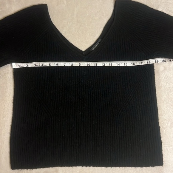 NWT Elegant Black Deep V-neck Banana Republic Sweater Wool & Yak Blend Soft sz L - Picture 4 of 7
